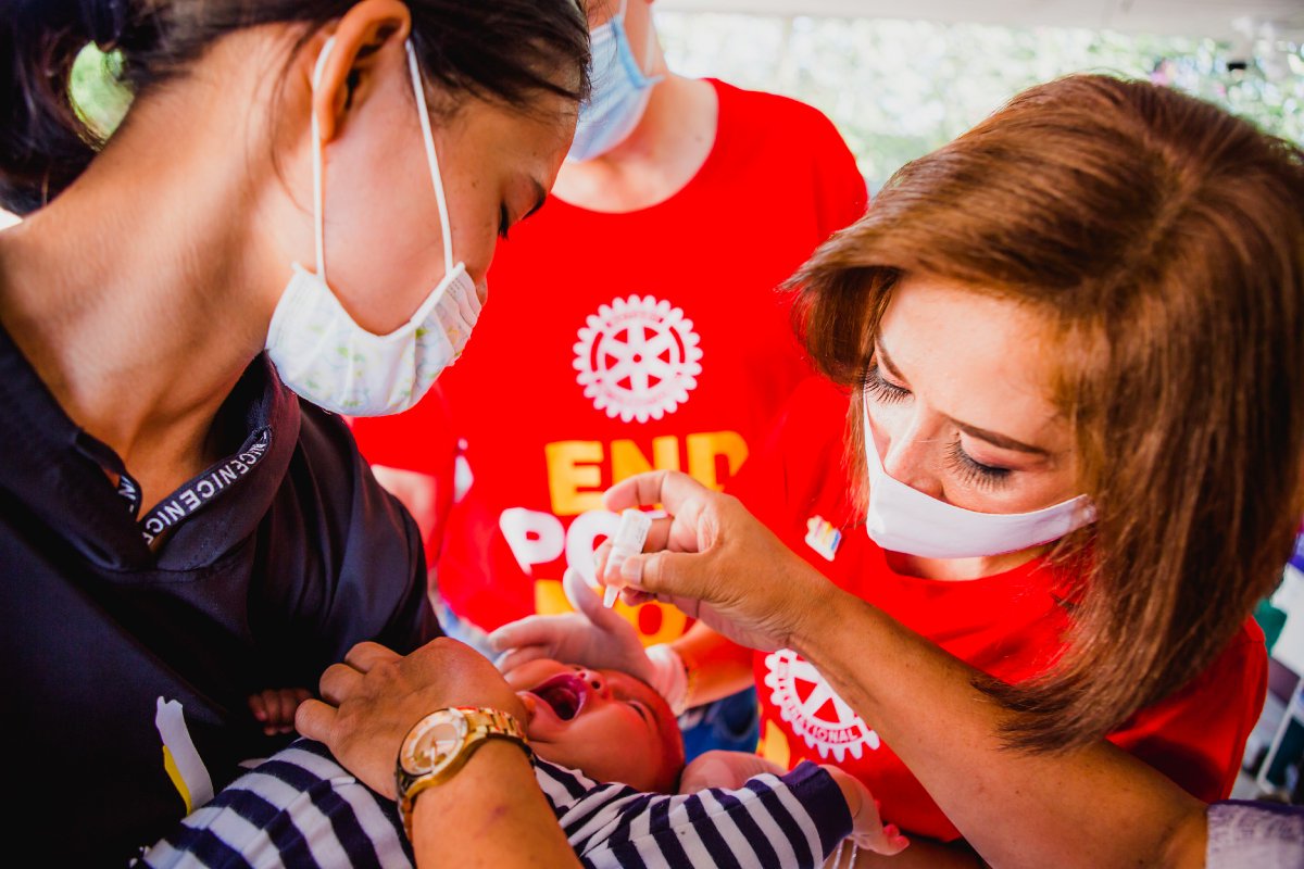 !Please help us to vaccinate 250,000+ children against Polio and go a long way to eradicating this disease
All you need to do is go online here and donate between now &amp; April 23rd.
If you donate TOMORROW April 14 we will get a bonus to add to raised funds 
globalgiving.org/projects/eradi…