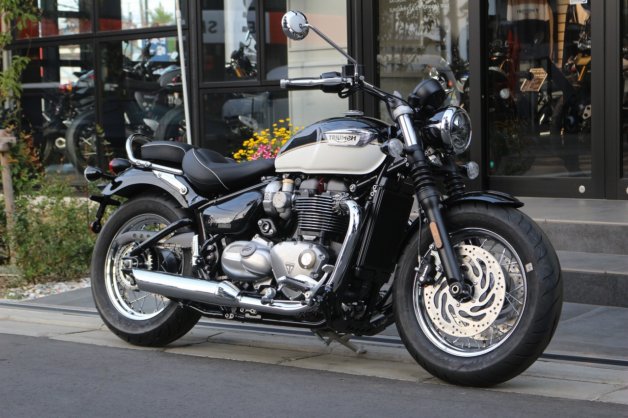 TRIUMPH トライアンフ スピードマスター純正シート