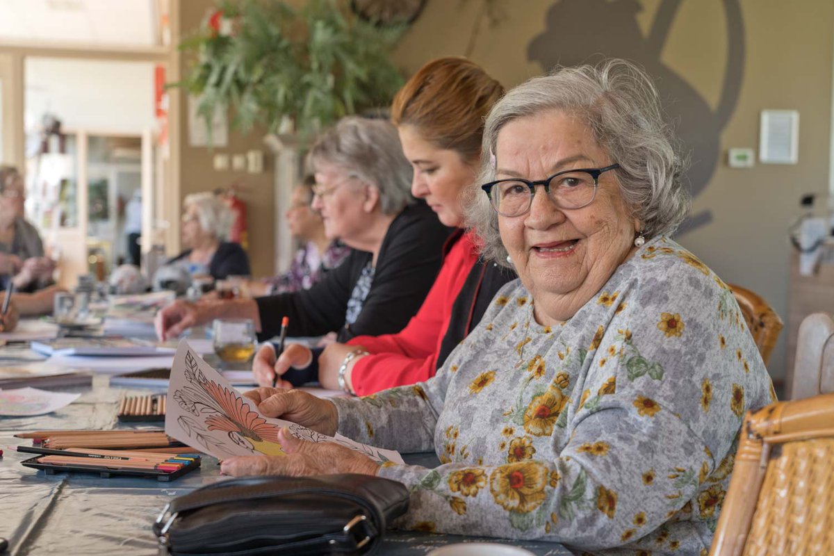 LSAbewoners's tweet image. Wil jij aan de slag met eenzaamheid in je buurt of dorp en kan je wat meedenkkracht gebruiken?

De eerste groep van 20 bewonersinitiatieven is in maart van start gegaan; nu kun je je aanmelden voor ronde twee. Start later dit voorjaar! 

lsabewoners.nl/inschrijving-b…