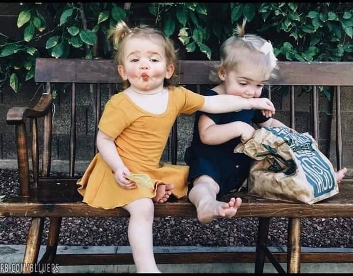 من يقترب من خصوصياتك أترك له أثراً .

#حقيقة 🌝