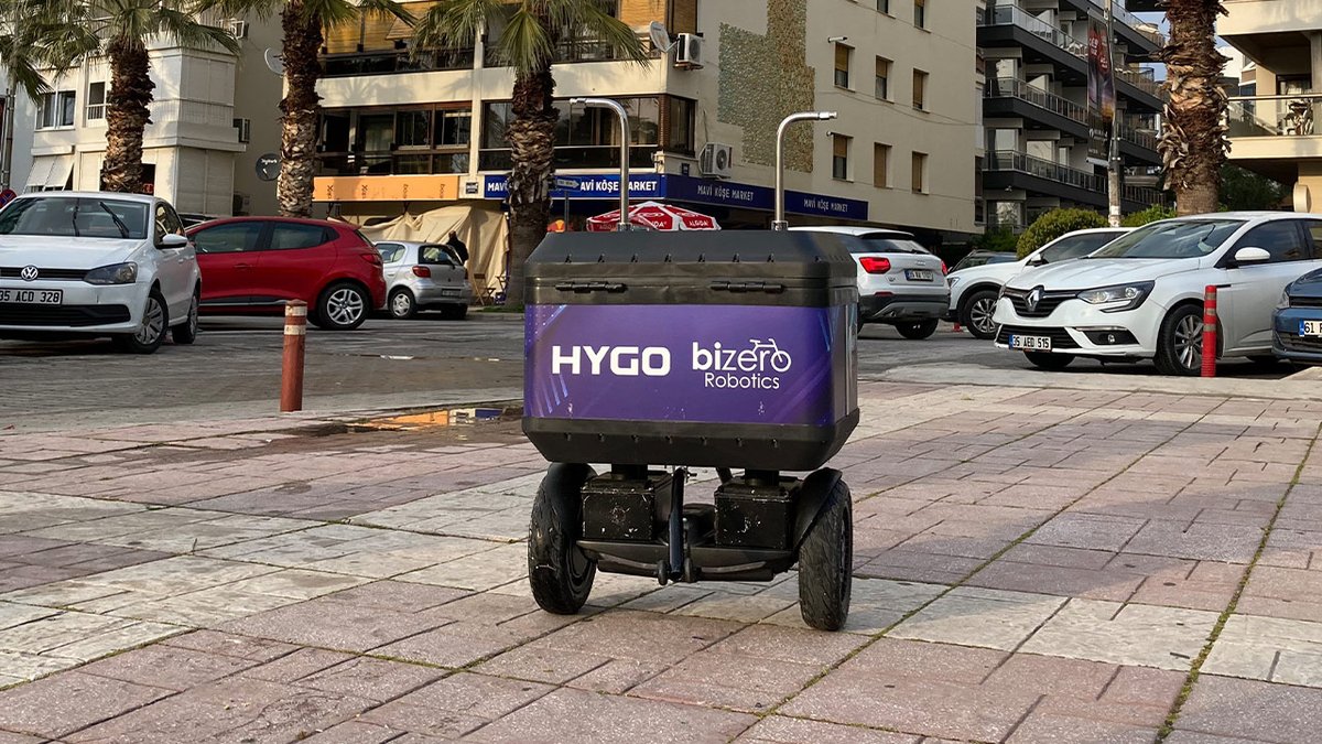 İki yerli girişim Bizero Robotics ve Nanosilver, dezenfeksiyon robotu üretimi için iş birliği yaptı egirisim.com/2021/04/12/iki…