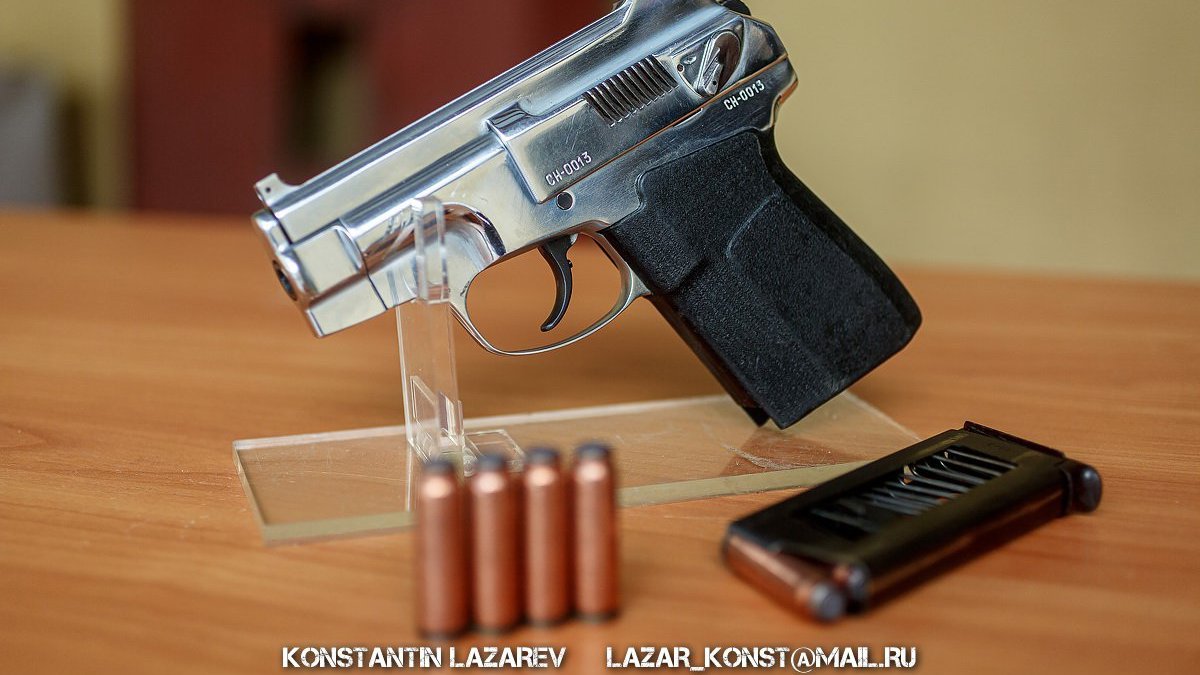 ПСС Вул - пистолет самозарядный специальный, калибр 7,62х41,5.Единственный в мире ПОЛНОСТЬЮ БЕСШУМНЫЙ пистолет.Разрабатывался для Спецназа ГРУ и оперативных сотрудников КГБ СССР.⠀