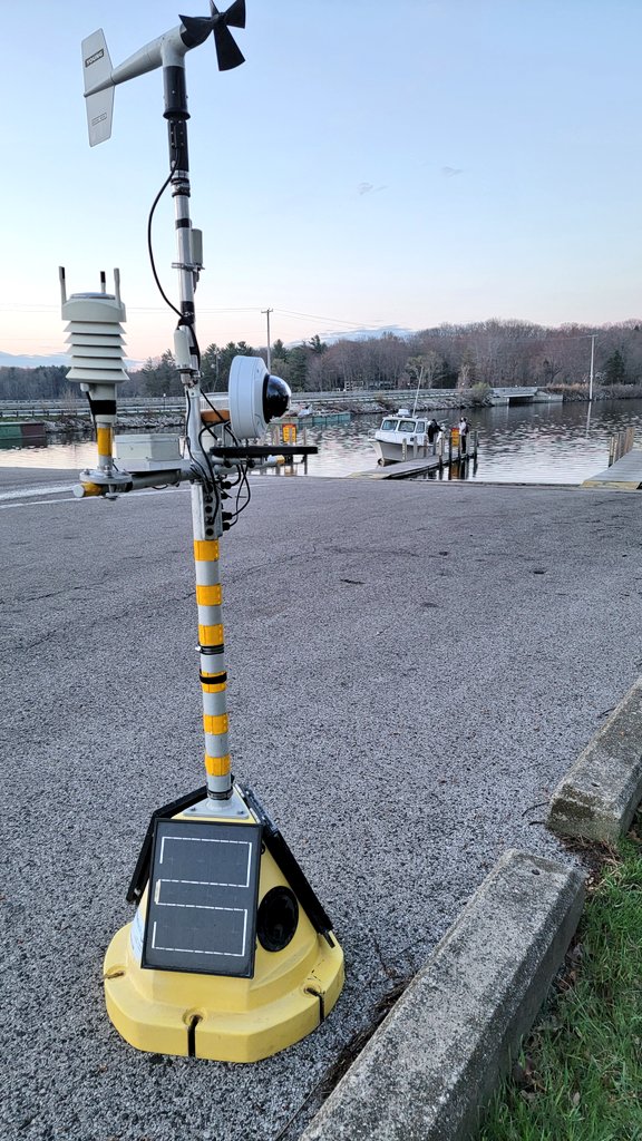 BUOY DAY: follow along today as  @GregC_WxBuoy and I deploy up to 3 buoys on  #LakeMichigan! First up  @WOODTV  @ellenbacca  #buoycam in Port Sheldon.  @LimnoTech  @IAGLR