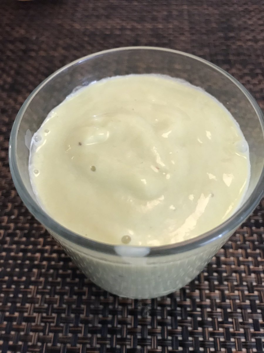 オーストリアの猫好き Pa Twitter セロリ バナナ アボカド オレンジジュース 豆乳 Smoothie オーストリアの猫好き Pa Twitter セロリ バナナ アボカド オレンジジュース 豆乳 Smoothie