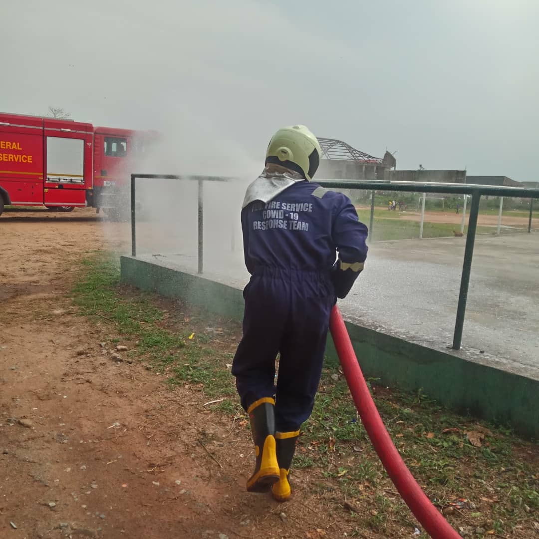 MOUAU_VC's tweet photo. Last Friday, the men of the Federal Fire Service disinfected the offices and premises of the University against Covid-19. I assure you that the offices and premises are now safe as the chemicals used were mild. I thank the men of the Federal Fire Service for their efforts. https://t.co/lw11vcjoxV