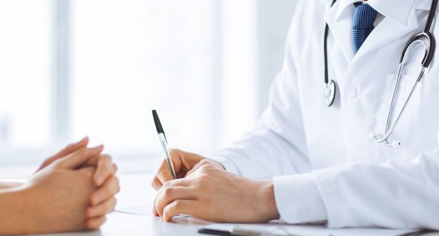 👩‍⚕️👨‍⚕️La Atención Primaria te cuida. ¡Protégela! 

Hoy 12 de abril es el día de la Atención Primaria y este año más que ningún queremos aplaudir la labor realizada por todos nuestros compañeros médicos AP.

comcuenca.org/dia-de-la-aten…