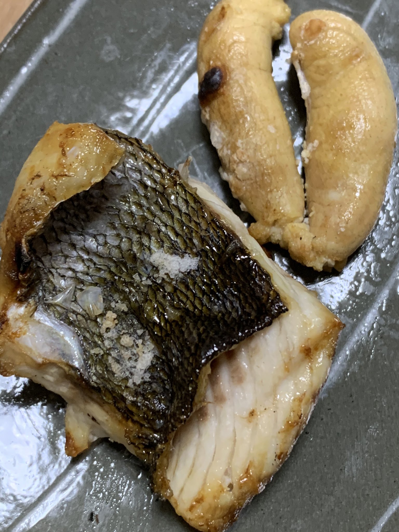 Akiko Soejima 魚 焼いてる間のつまみはつくりおきの盛合わせ 白菜の漬物 茄子のマリネ 茄子の豚肉巻き 煮カボチャ ブロッコリー イサキは切り身にして真子と一緒に塩焼き T Co 590cy40jbs Twitter