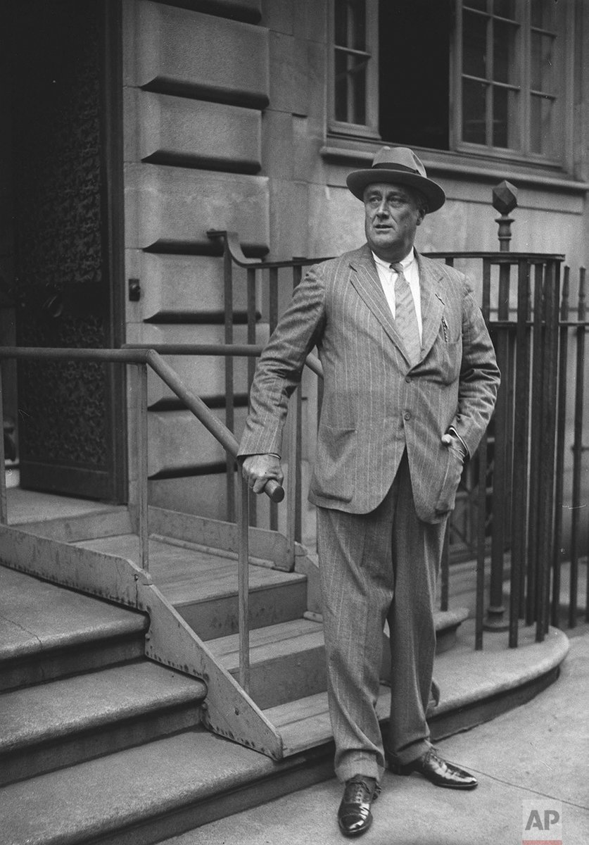 #OTD in 1945, President Franklin D. Roosevelt died of a cerebral hemorrhage in Warm Springs, Georgia, at age 63; he was succeeded by Vice President Harry S. Truman. Roosevelt stands in front of the townhouse he and his wife Eleanor own on the Upper East Side of New York in 1933.