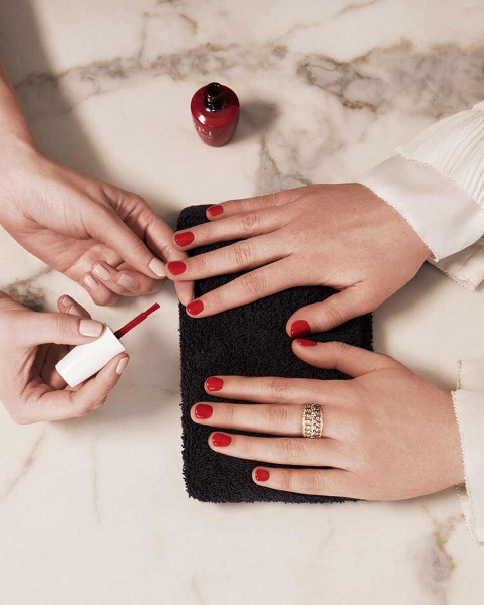 Get your nails ready for Spring with a complimentary manicure in our Cadogan store thanks to Secret Spa and bring your jewellery along for a spring clean. Email us at cadogan@annoushka.com or whatsapp +44 7557 903373 to book in a time on the 15th, 16th, or 17th of April.