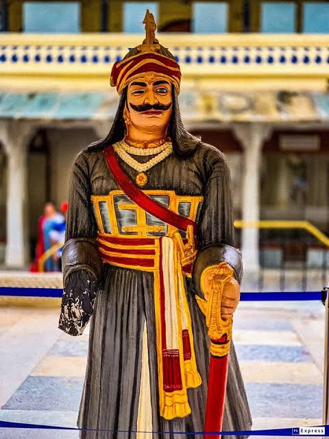 VertigoWarrior's tweet photo. An epitome of Rajput bravery

Maharana Sanga fought nearly 100 battles and lost an eye,an arm, a leg &amp; carried 80 battle wounds but fought for honour till his last breath.

On his birth anniversary lets remember this fierce warrior that our history books failed to glorify. https://t.co/fGuFEjAwCR