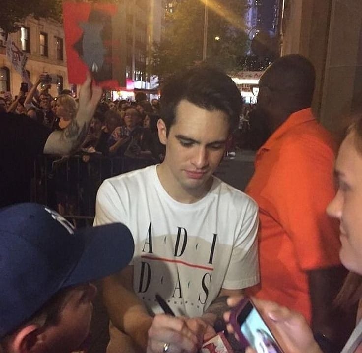 First of all: The way he cares about his fans. Brendon have shown us he's one of the most kind and friendly artists. He has an special attention with them at the point that sometimes, I ask to myself, "Damn Brendon, you're real?"