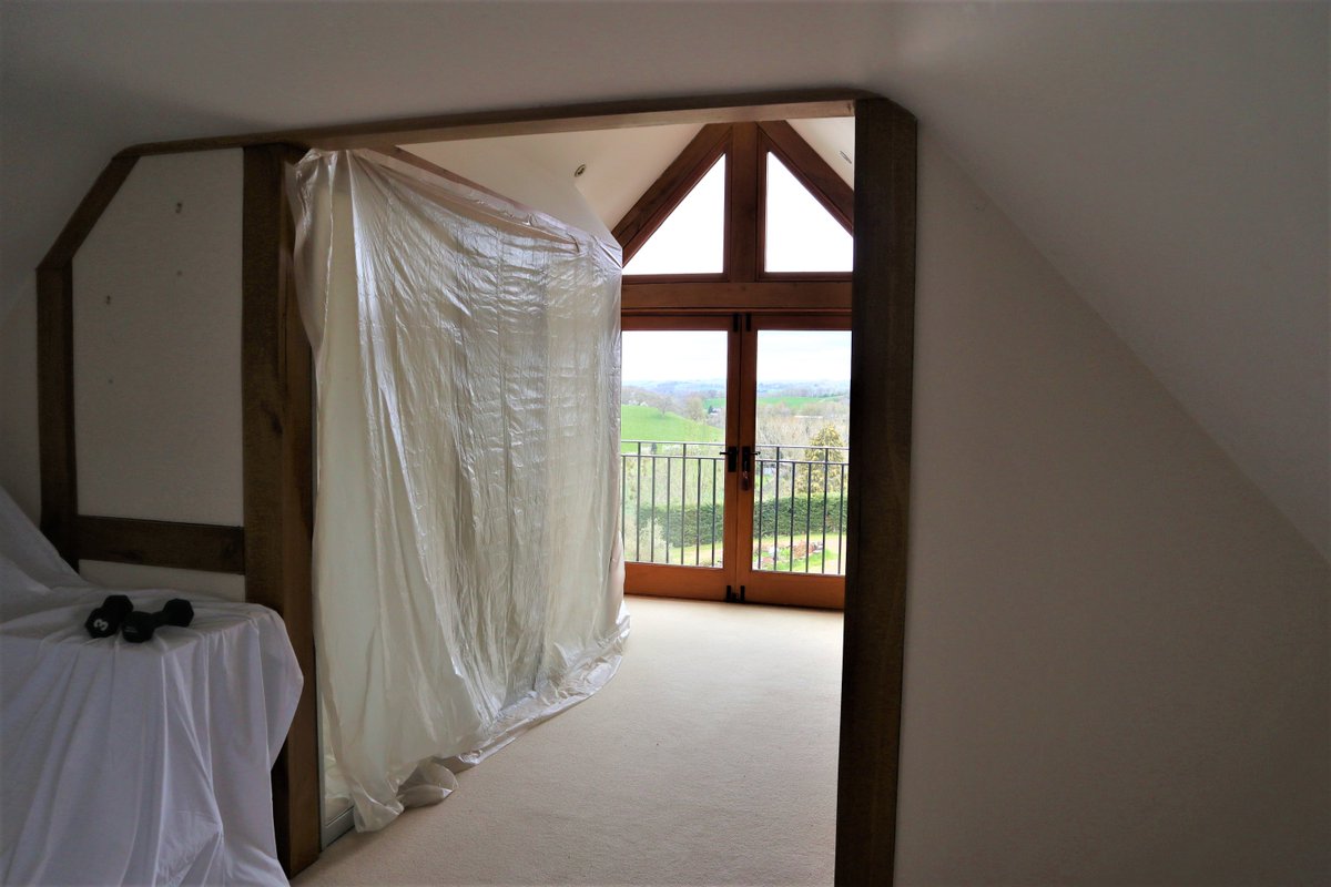 MarkJamesCBS's tweet photo. Another week, another Timber Frame..

The project comprises of a first floor bedroom extension, constructed with air dried oak and render infill panels to match the character of the existing building, as well as new timber windows, made by our own joiners!

#loveconstruction https://t.co/NsTKvPa1H8