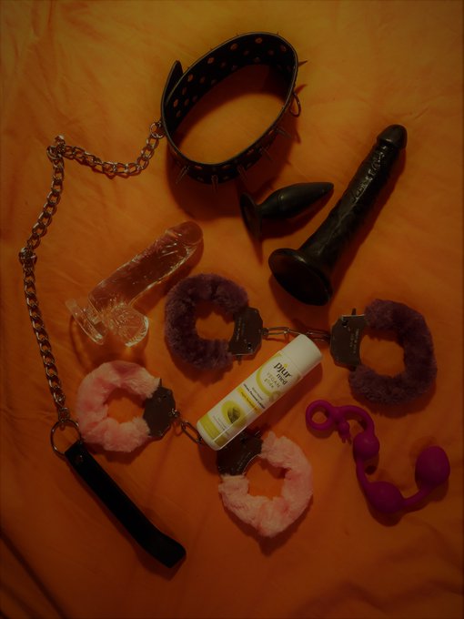 gettin busy today  😘👄 https://t.co/vJeUx00Clf  https://t.co/0W5YucaNdF https://t.co/pywTlQFQdp<a href="/tag/porn"class="tags"><span>#porn</span></a><a href="/tag/tds"class="tags"><span>#tds</span></a><a href="/tag/camgirllife"class="tags"><span>#camgirllife</span></a><a href="/tag/camgirlfun"class="tags"><span>#camgirlfun</span></a>