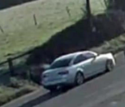 Gardai are looking for this silver/grey Audi car, possible year 2012. 

There's likely to be damage to the front of the car after the collision with Ray Morrissey who is speaking to <a href="/joeliveline/">Joseph j Duffy</a> now. 

#Liveline