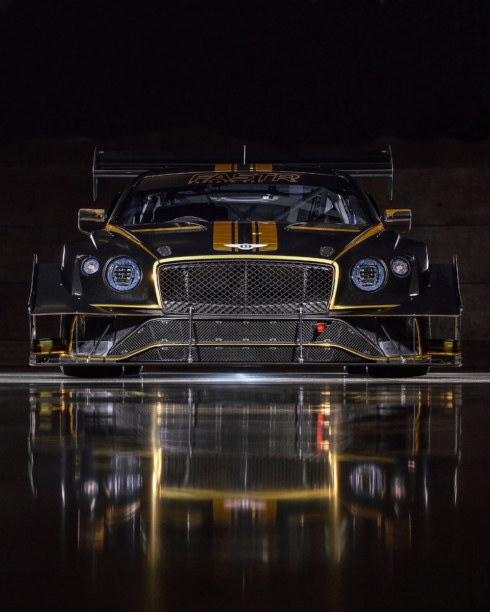 BentleyMotors's tweet image. Villains beware, a new renewable-fuel-powered hero has arrived. Introducing the #ContinentalGT3 Pikes Peak designed and built to compete at this year’s @PPIHC. Discover more: bit.ly/327RHJ2. #BringTheThunder