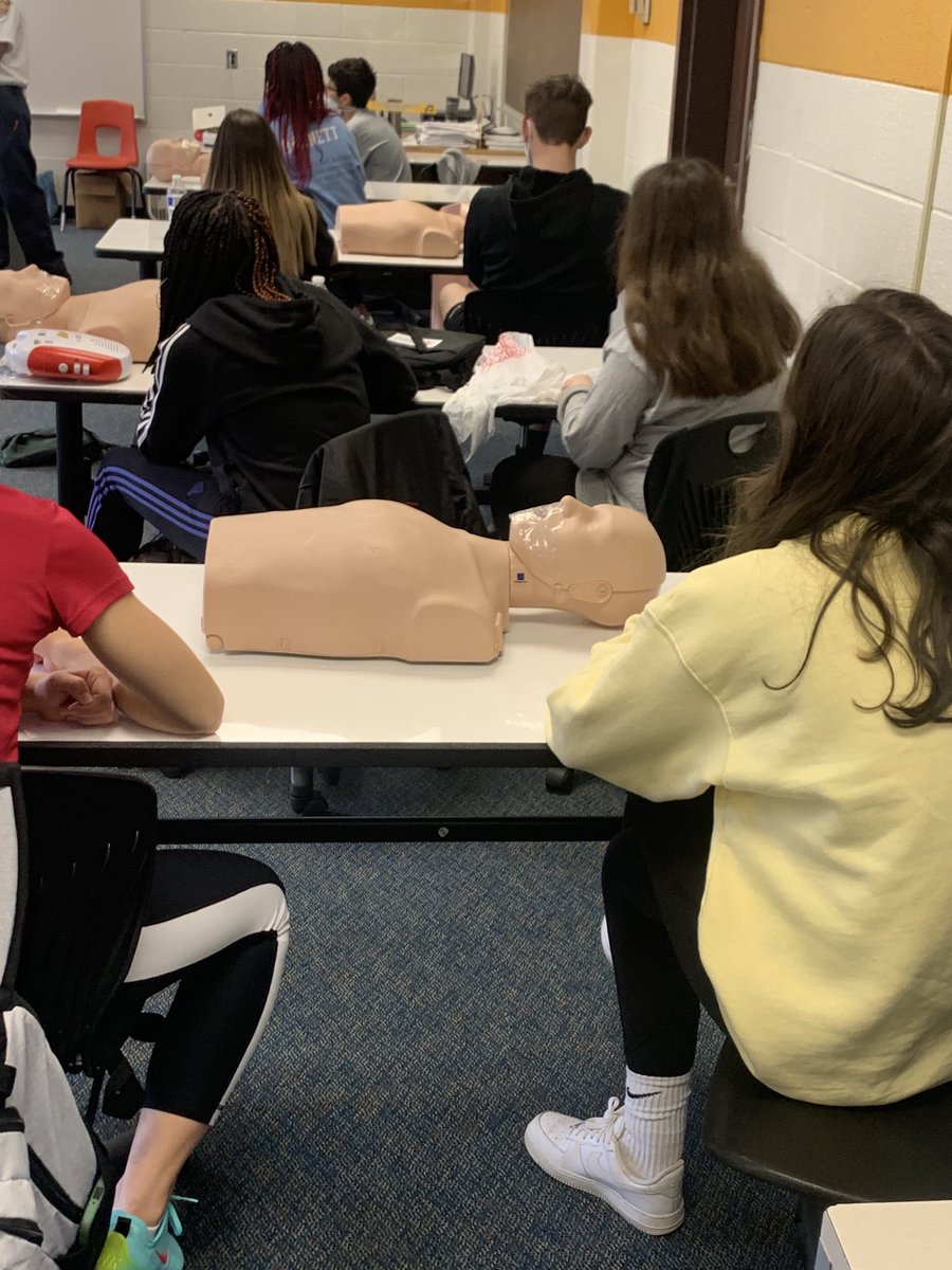 Juniors in the Exercise Science &amp; Sports Rehabilitation program at Brush High School are participating in CPR training courtesy of the South Euclid Fire Department. ⁦<a href="/selschools/">SEL Schools</a>⁩ ⁦<a href="/BrushExerSci/">Justin Murphy CSCS</a>⁩ ⁦<a href="/NateBishko/">Nate Bishko</a>⁩ ⁦@ArcsFACE⁩