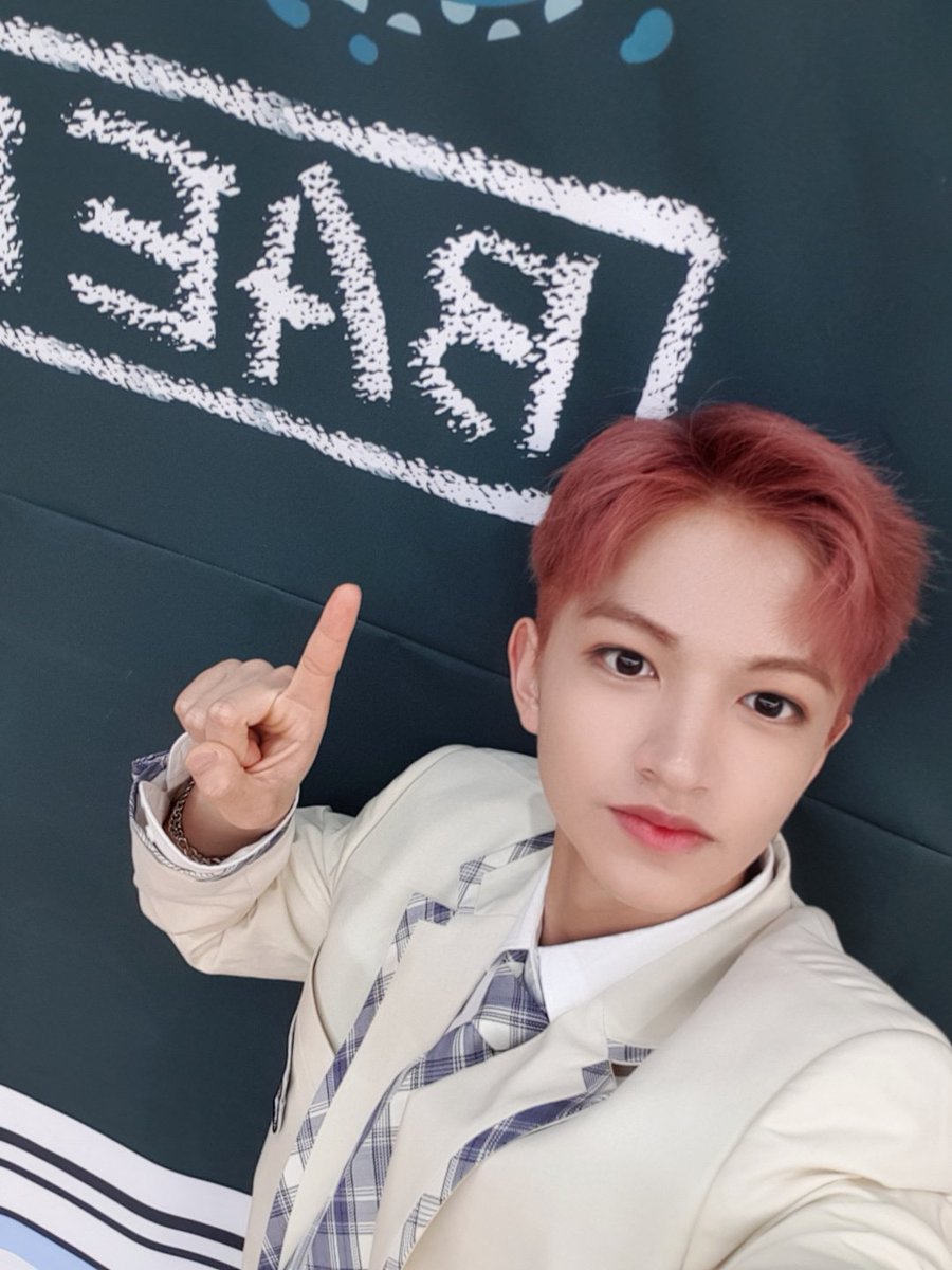 [THREAD] BAE173 1theK Mention Party Photos and Videos!  #원덕후의_학교에_배칠삼의_등장이라 #BAE173  #비에이이173  @BAE173_official  #INTERSECTION_TRACE