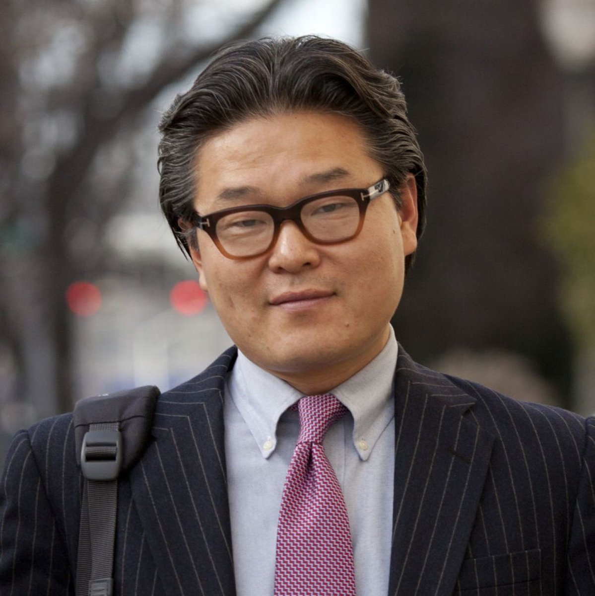 Bill Hwang does not appear to have been motivated by the accumulation of wealth or status.His religious, charitable, frugal life is in direct conflict with the archetype of the Wall Street villain.The complexity of his character adds to the mystique of this crazy story.