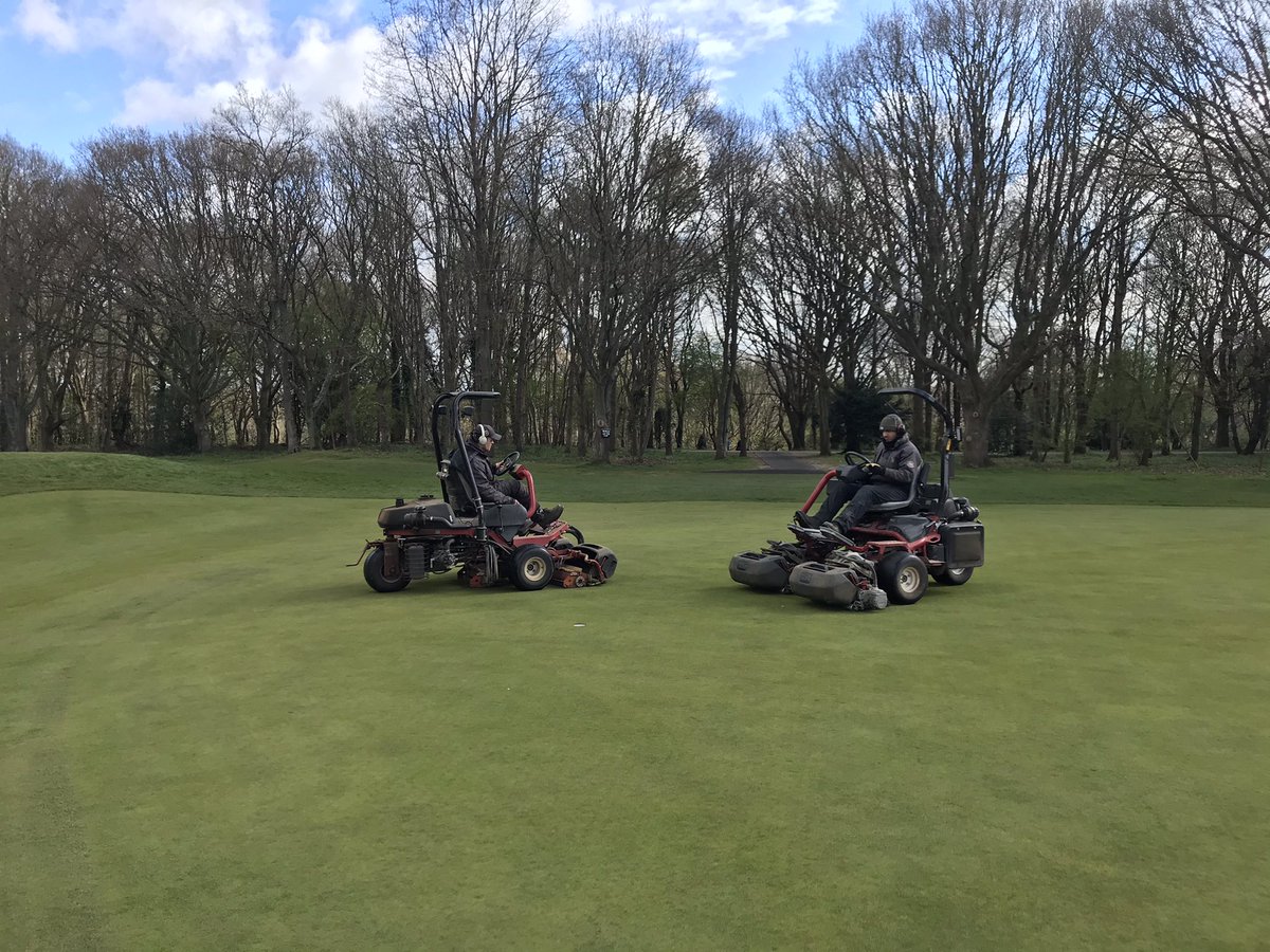 WHGCgreenkeeper's tweet photo. Verti cut -1mm and h.o.c now at 3mm. https://t.co/AREtg7LRx4