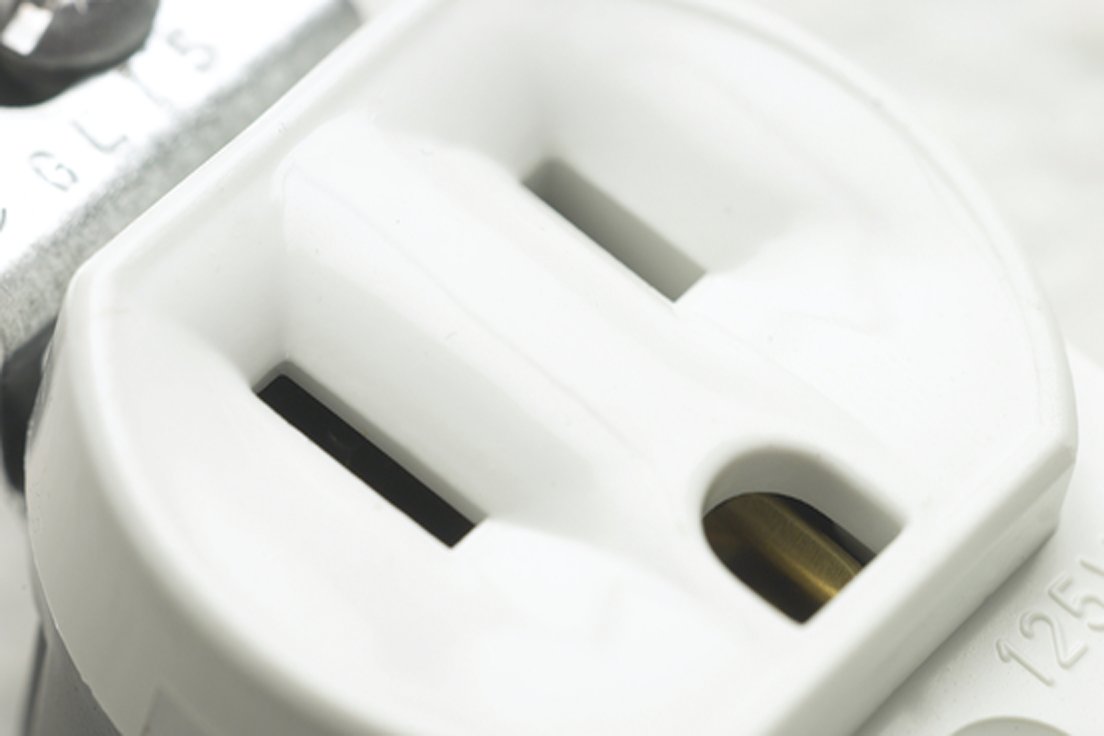 ESFIdotorg's tweet photo. Our friends at @NFPA recently released a podcast discussing what #electricalshocks can do to the human body, the treatments available, and how the understanding of the injuries is involving. Listen here: https://t.co/ByOMOfnOO3 https://t.co/W131Oa5Kw6
