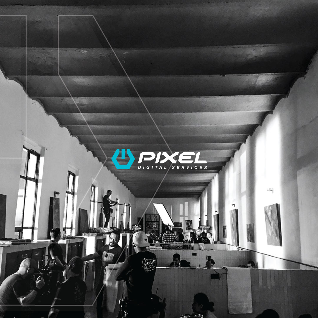 Pixel_DigitalMX's tweet photo. Monitoring with Teradek system @teradek #pixel #pixelonset #filmlife #vtrlife #ditlife #filmlife #vtrlife #shooting #behindscenes #makingoff #moviemaking #filmmaking #filming #filmcommunity #photo #blackandwhite #cinematography https://t.co/xMxwfMPrd6