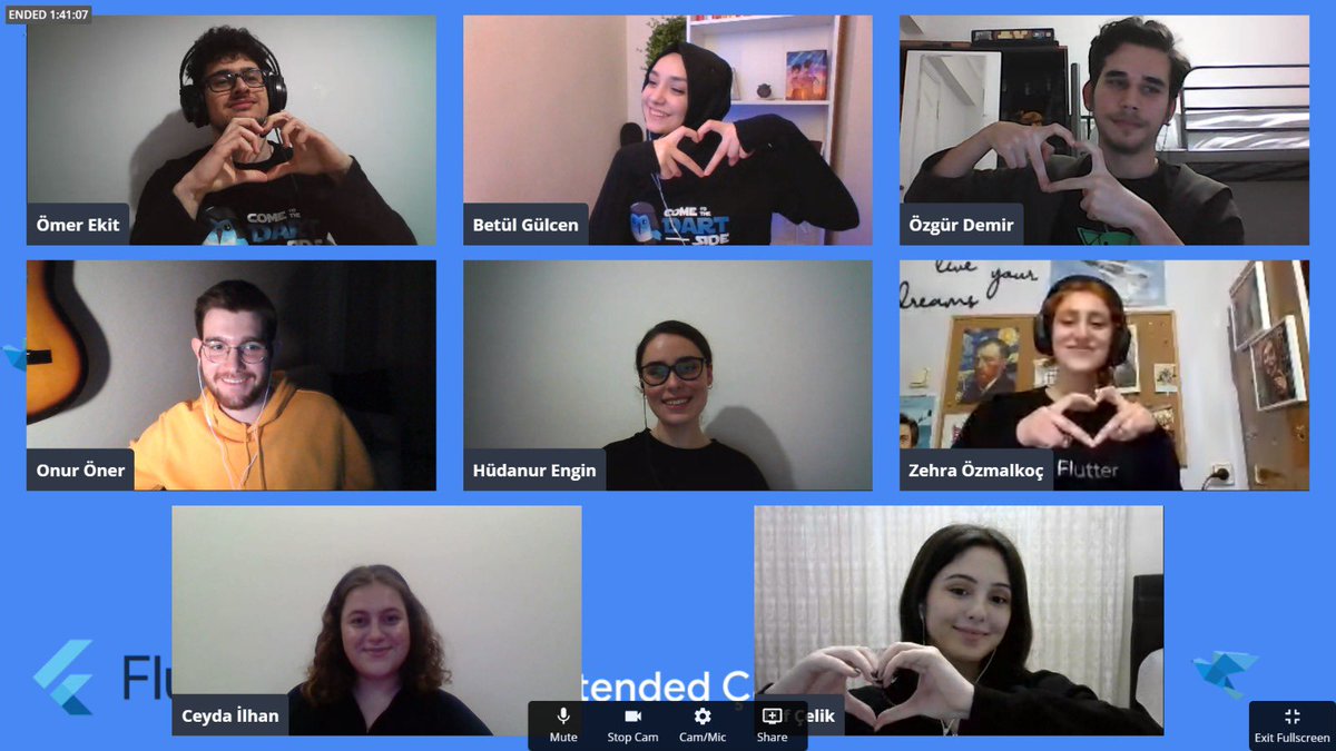 BetulGulcen's tweet image. Flutter Engage Extended Çanakkale etkinliğimizden geriye kalan ekip fotoğrafımız! Biz çok eğlendik, umarım herkes bizleri dinlerken eğlenmiştir!💙
Flutter'ı çok seviyoruz💙 #Flutter #FlutterEngageExtended