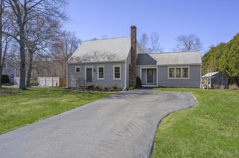Looking for a #home in Plymouth, MA? Check out this beautiful Cape on Elliot Lane: 

#realestate #homesforsale #plymouthma

preferredpropertiesrealty.com/idx/listing/MA…