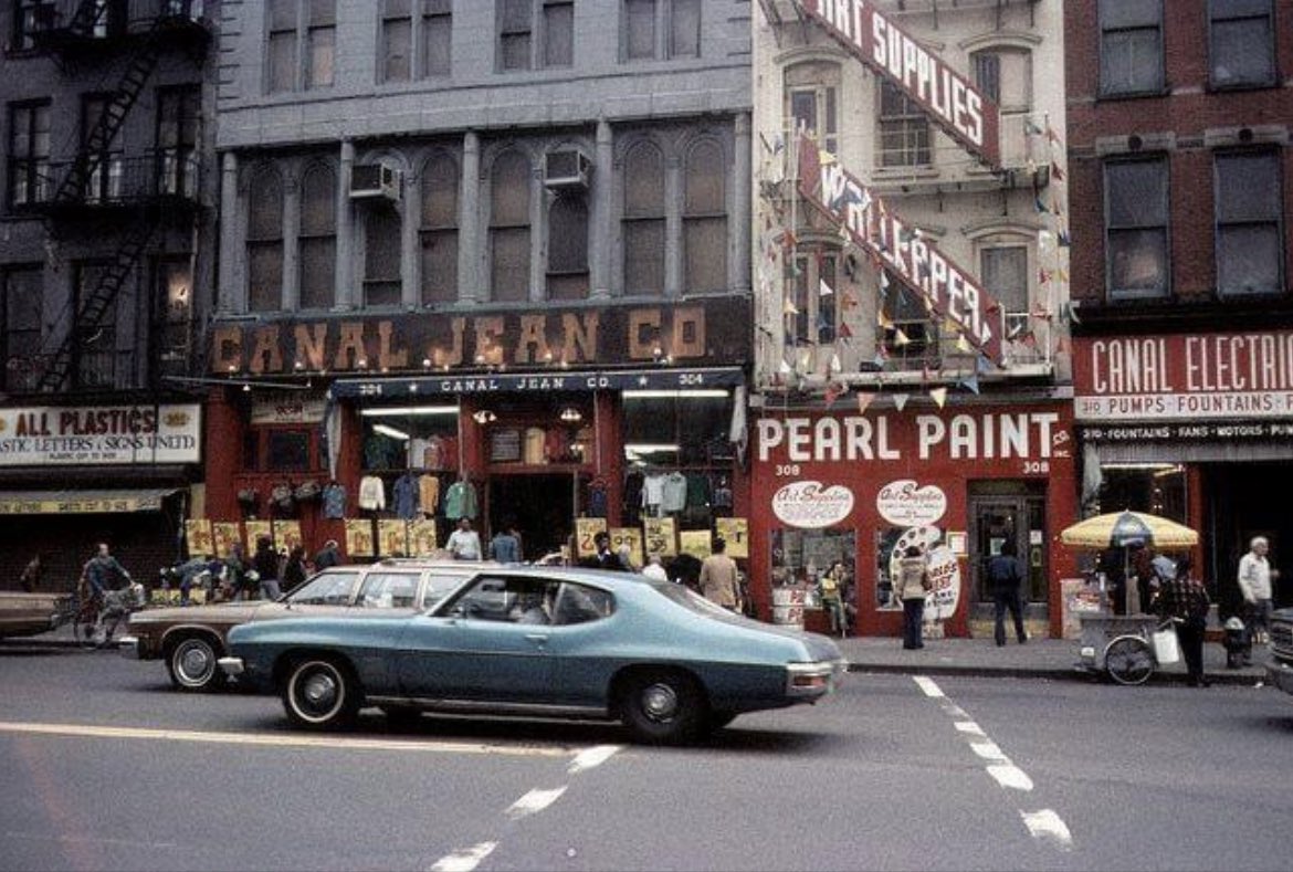FAQNYC on X: Canal Street NYC- 1970s One-stop shopping: art