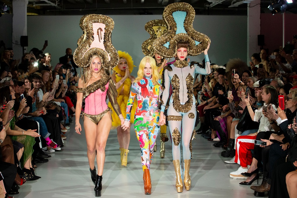 Paisley Museum tweet media