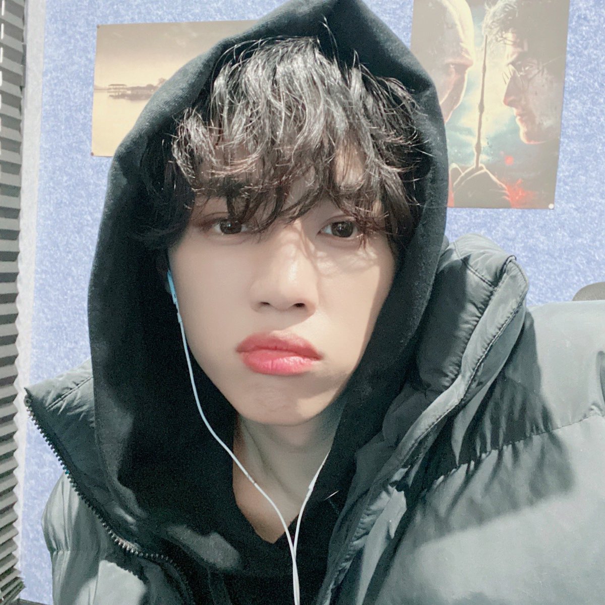 I love you. Some people would ask me;"Why do you love TBZ?""Why do you love Kim Sunwoo?"Tbh, idk why. I can't put into words the reason why. But I just love you so much that I wanna give all the things you deserve in this world ♡