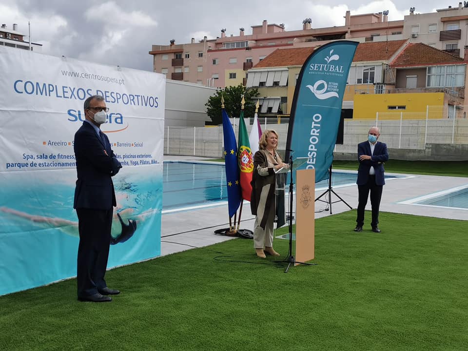 dores_meira's tweet photo. Este domingo foi dado um passo fundamental para a melhoria da oferta de instalações para uma prática desportiva ainda mais saudável no nosso concelho com a inauguração do Complexo Desportivo Municipal Supera Setúbal. https://t.co/VI4zK0dQzH