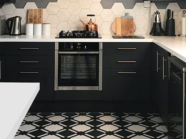 Check out this step-by-step guide on how to successfully lay patterned tiles yourself -  zcu.io/Q00l 

#kitchendesign #interiordesign #patternedtiles #homedecor #londonarchitect #tiles #homeimprovement #homeowner