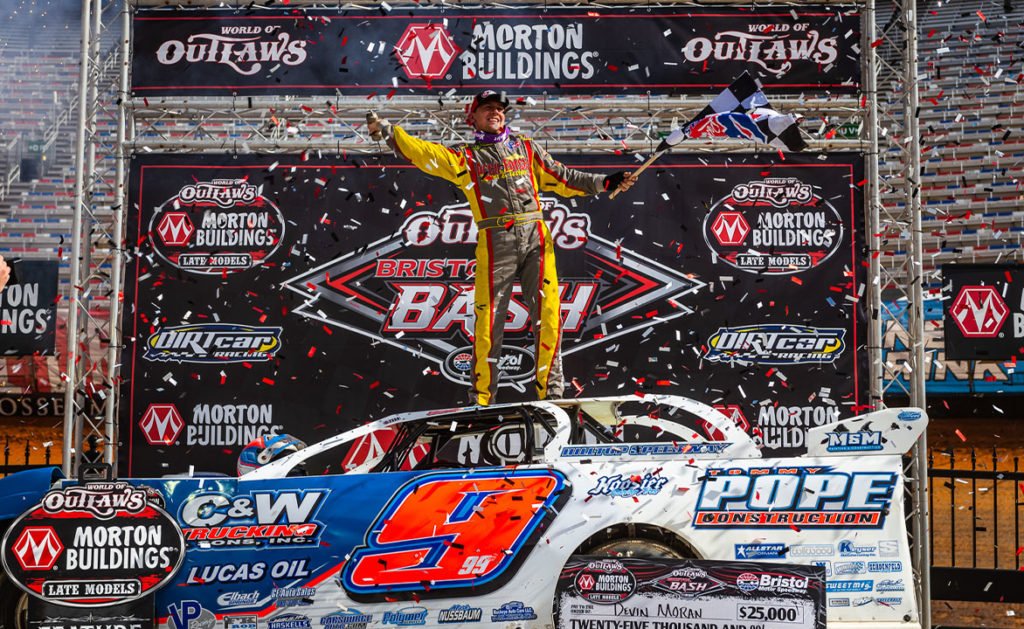 A huge congratulations to Devin Moran from the #EibachRacing family! Devin won the Late Model feature on Sunday, not only earning him the Bristol Motor Speedway's iconic sword, but also surpassing his father Donnie in World of Outlaws career wins!

#Eibach #TeamEibach https://t.co/s2I5kB2YeM