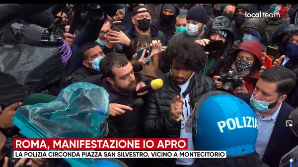 EugPascale's tweet photo. Per me chi manifesta insieme ai fascisti può  tranquillamente morire di fame #IoApro https://t.co/xDAr91zif4