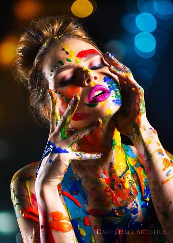 dmarjorie245's tweet photo. Pinta de colores tu semana , no dejes oscurezca buenos días besitos gente🙋 https://t.co/67v8W3evVh