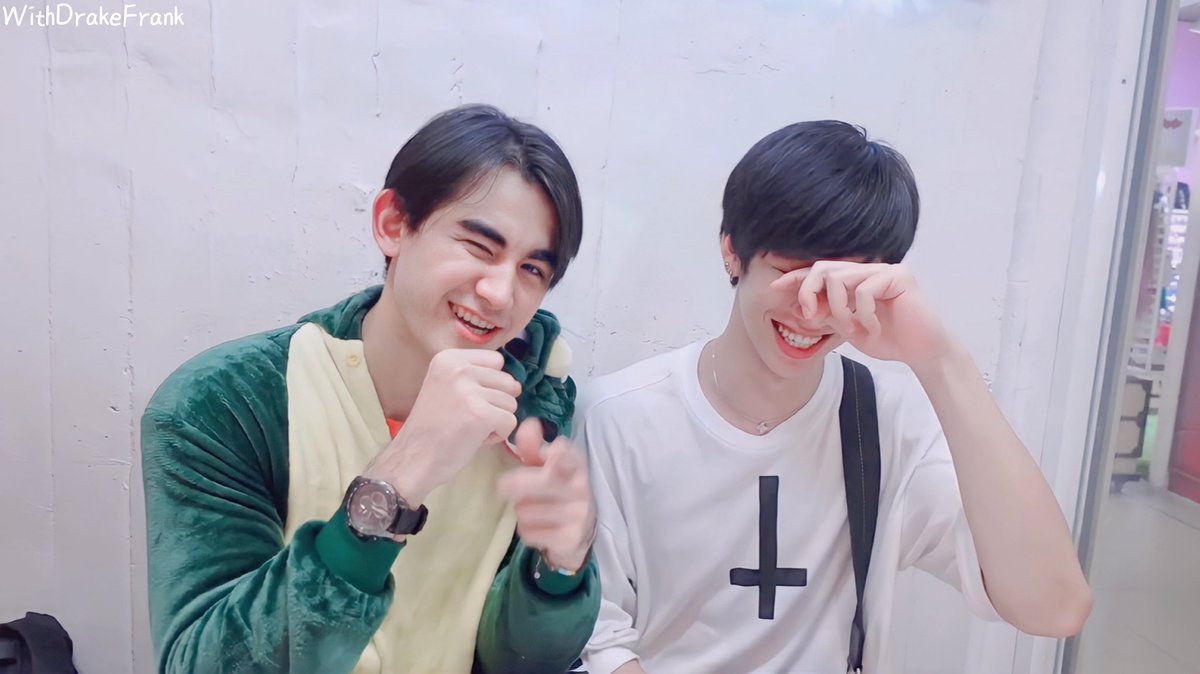 withdrakefrank's tweet photo. ✧ෆ◞◟˃̶̤⌄˂̶̤⋆♡♡
@Drake_Laedeke @FThanatsarun 
#DrakeFrankChallenge
#Drake_Laedeke #ลิงน้อยของเดรก #FrankThanatsaran #นุ้งหมีของแฟรงค์ #WithDrakeFrank https://t.co/hX4d4hBM9c