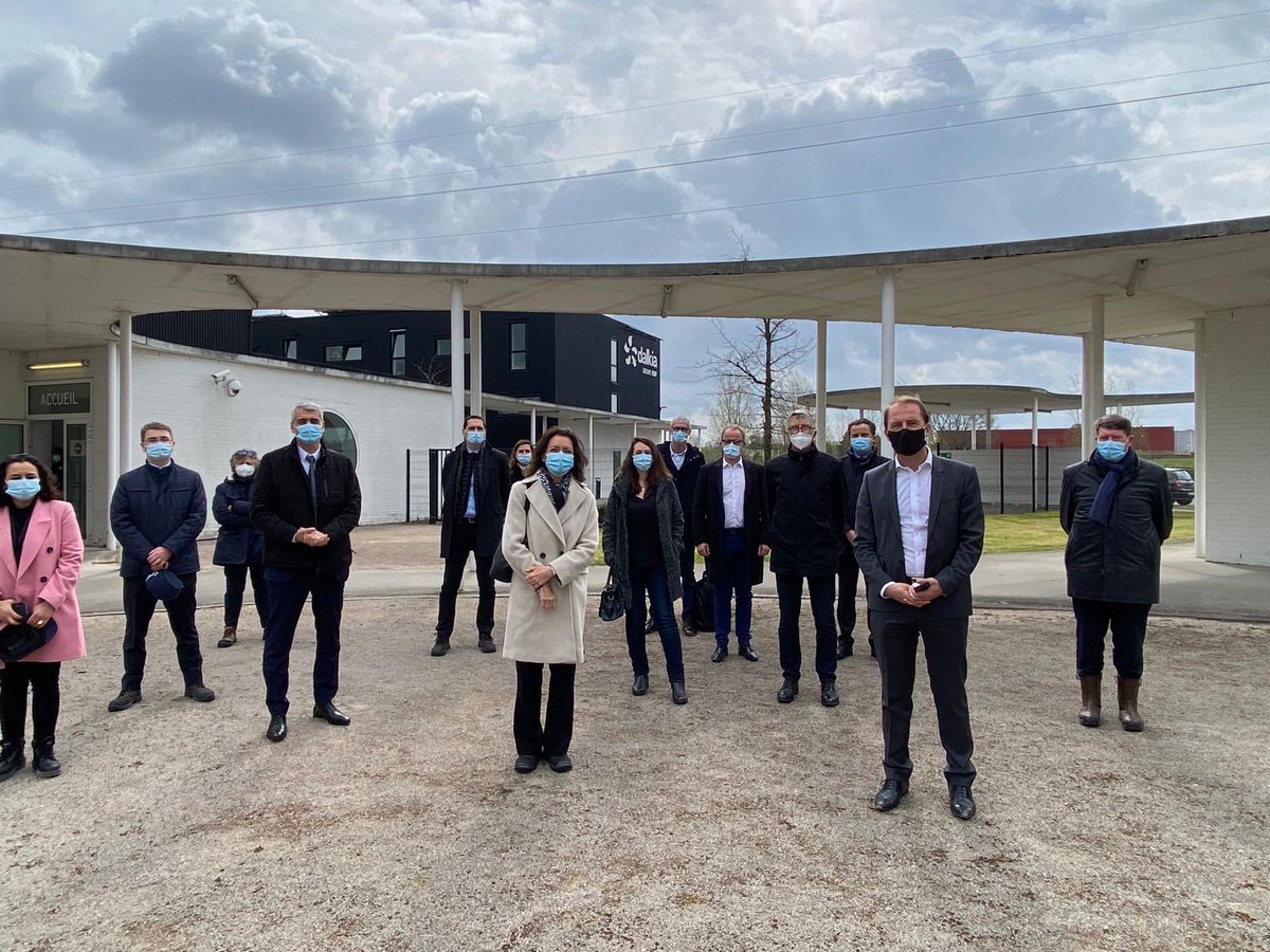 ThibautGuilluy's tweet photo. Avec @JehannoSylvie, PDG de @dalkia, visite ce jour du #CampusDalkia qui forme chaque année près de 200 alternants aux indispensables métiers de la transition énergétique.

Un engagement qui s’inscrit dans le cadre de la mobilisation https://t.co/O5Zbe9FfxL
#1jeune1solution https://t.co/vZ4w8lYCoy