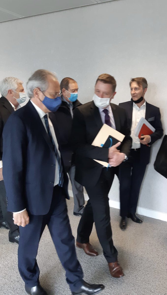 MilletThierry4's tweet photo. Très heureux d’avoir contribué à la mise en place d’une convention entre la Ville de Rueil Malmaison et la CCI 92 pour l’accompagnement des commerçants avec la présence de P. Ponthier Pdt de la CCI92 et P. Ollier Ancien Ministre, Maire de Rueil et Pdt de la Métropole Grand Paris https://t.co/7wolw28irA