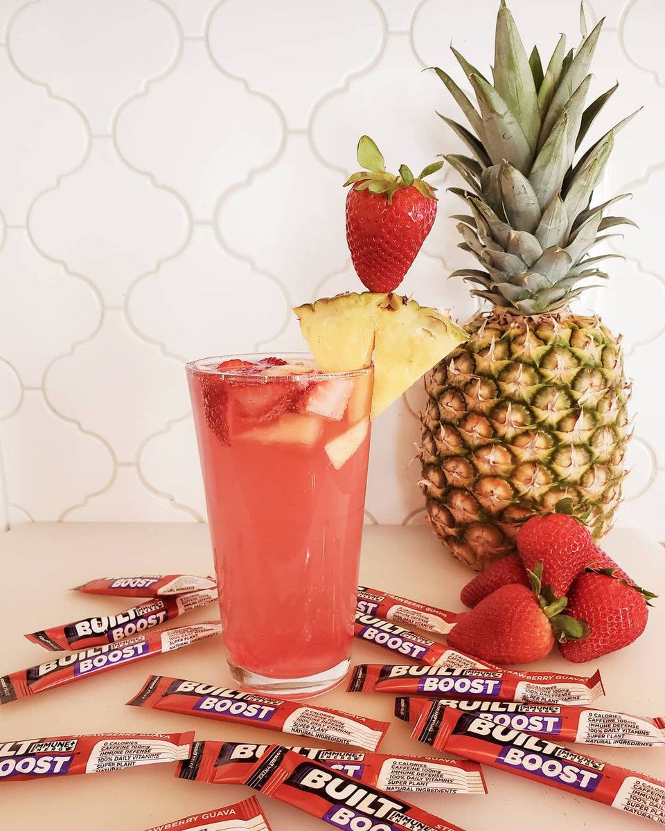 Built_Bar's tweet photo. The new Strawberry Guava Boost is here! Packed into this Immune + is 100mg of Caffeine as well as 14 daily vitamins and minerals, and ZERO SUGAR!!
#imbuilt #builtboost #immune+ https://t.co/1I6wHUGHKA
