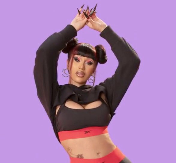 📸 | Promotional pictures for Cardi’s new Reebok collection, dropping on April 23rd at 10 pm EST. 

— SET YOUR REMINDER: reebk.co/CardiBCollecti…