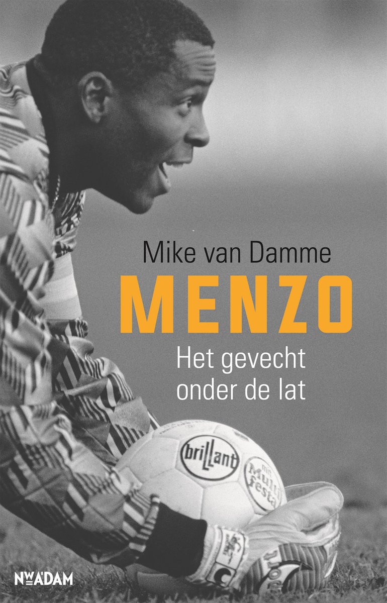 De biografie van oer-Ajacied Stanley Menzo is uit via @NWADAM! 'MENZO, het gevecht onder de lat' werd opgetekend door Mike '<a href="/Mikro81/">Mike van Damme</a>' van Damme.

#Branie geeft een door Menzo gesigneerd (!) exemplaar weg. Retweet dit bericht en volg <a href="/braniedepodcast/">Branie</a>. Vrijdag de winnaar!

#Ajax