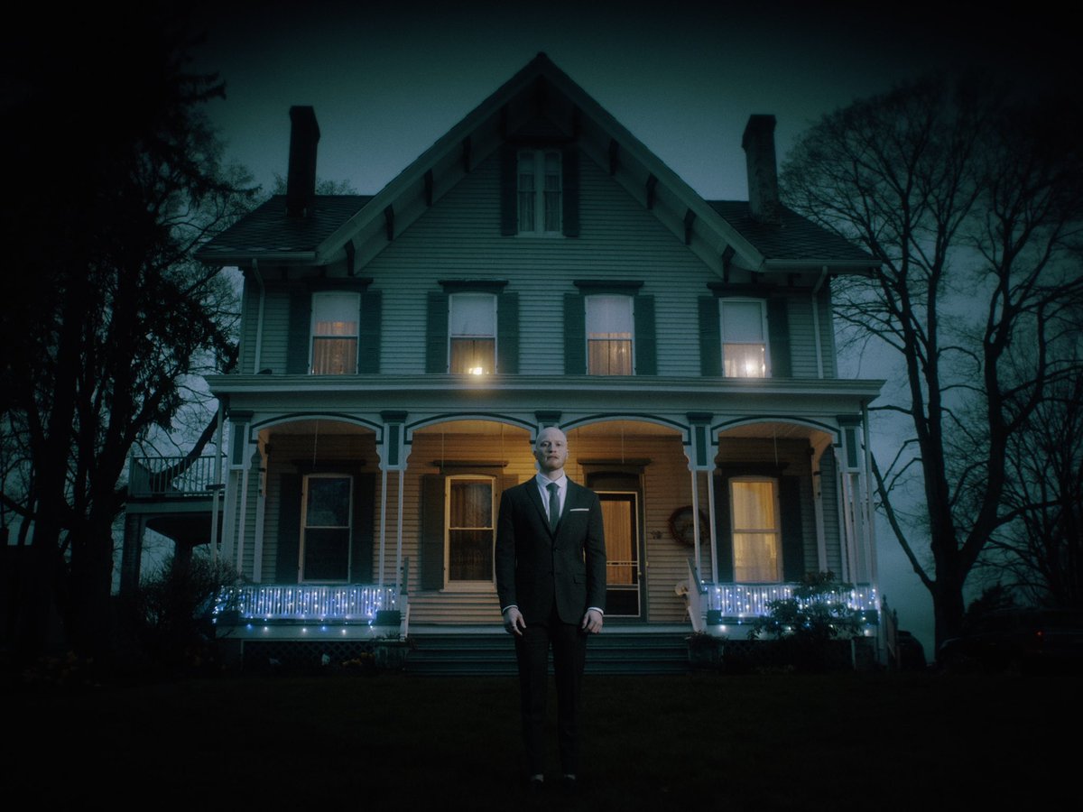 DirectedbyAK's tweet photo. Some stills from the @SadHeroes shoot last night. I’ve been really into this dark, haunting imagery lately. 👻🎥 https://t.co/iJeeW0YFkk