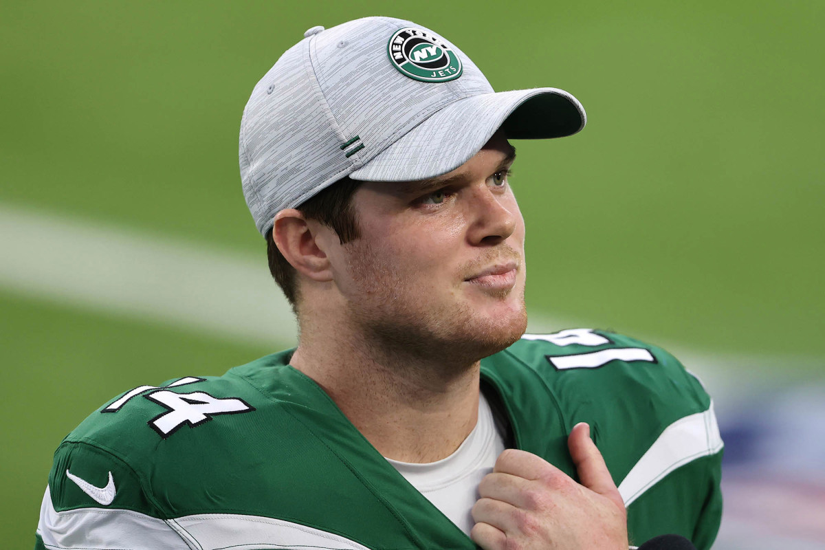 Sam Darnold admits being rejected by Jets 'stings a little bit'