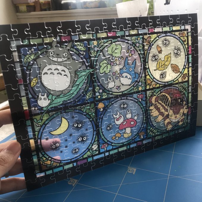 Enfin d&eacute;ball&eacute; et fait le magnifique puzzle que @ToraRawr m'a offert il y a un moment... ✨#jigsaw #puzzle<a href="/tag/puzzle"class="tags"><span>#puzzle</span></a><a href="/tag/jigsaw"class="tags"><span>#jigsaw</span></a>