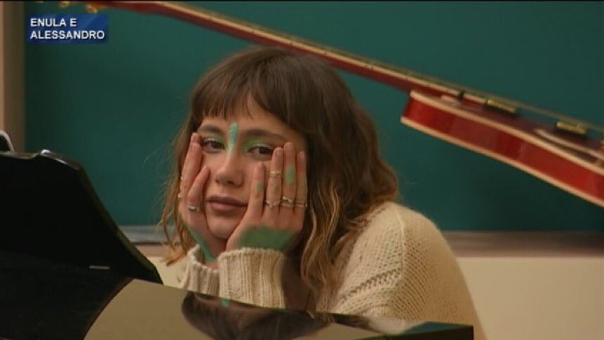 mmeeeeery's tweet photo. il daytime su enula, finalmente una cosa giusta #Amici20 https://t.co/cC94U4nart