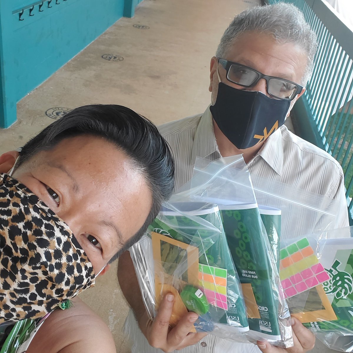 Raechelle Villanueva (@mrsr_villanueva) on Twitter photo Excited to launch tomorrow! Here with <a href="/Waialae/">Waialae School</a> CEO <a href="/kumucon21/">John Constantinou</a> we are so thankful to be the first to receive <a href="/FEAST_2020/">FEAST</a> kits! Thank you and contact <a href="/drloriandersen/">Lori Andersen, Ph.D.</a>! They are giving away more kits! #808educate Excited to launch tomorrow! Here with <a href="/Waialae/">Waialae School</a> CEO <a href="/kumucon21/">John Constantinou</a> we are so thankful to be the first to receive <a href="/FEAST_2020/">FEAST</a> kits! Thank you and contact <a href="/drloriandersen/">Lori Andersen, Ph.D.</a>! They are giving away more kits! #808educate