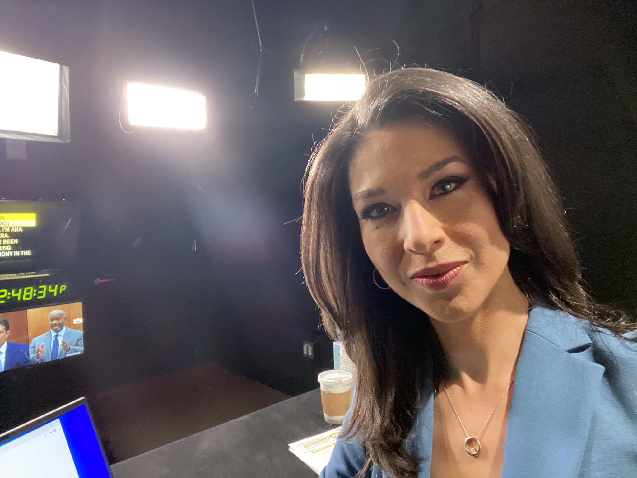 How Tall Is Ana Cabrera
