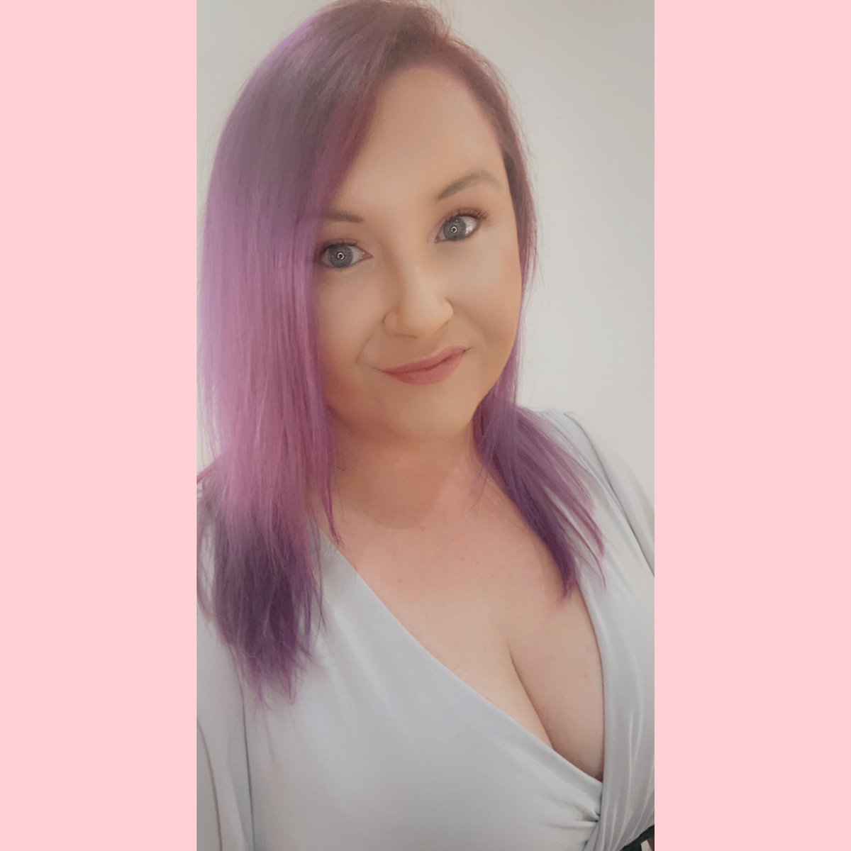 sazchick's tweet photo. So #happy I’ve finally been able to get my hair done 😁🥰 #haircut #hairstyle #hairdye #purplehair #feelinggood #feelingcute #spreadkindness #selfie #selfietime https://t.co/qc2PigisxU