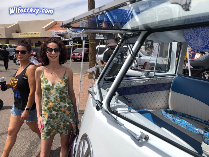 Stacie &amp; Gabby  VW car show Phoenix Az 🌵 What a fantastic day!!! #Gabby #Stacie #VW https://t.co/1Po<a href="/tag/vw"class="tags"><span>#vw</span></a><a href="/tag/gabby"class="tags"><span>#gabby</span></a><a href="/tag/stacie"class="tags"><span>#stacie</span></a>