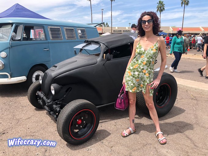 Stacie &amp; Gabby  VW car show Phoenix Az 🌵 What a fantastic day!!! #Gabby #Stacie #VW https://t.co/1Po<a href="/tag/vw"class="tags"><span>#vw</span></a><a href="/tag/gabby"class="tags"><span>#gabby</span></a><a href="/tag/stacie"class="tags"><span>#stacie</span></a>